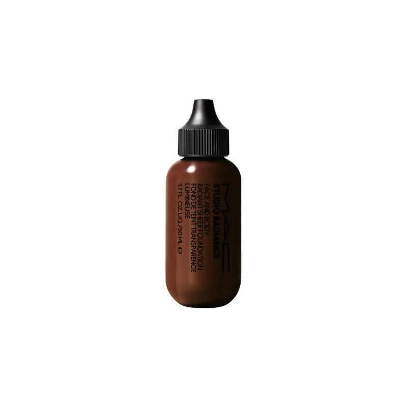Viikonlopputarjous Studio Radiance Face And Body Radiant Sheer Foundation