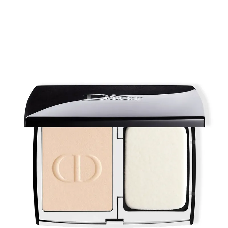 Tilaa Nyt Forever Natural Velvet Compact Foundation