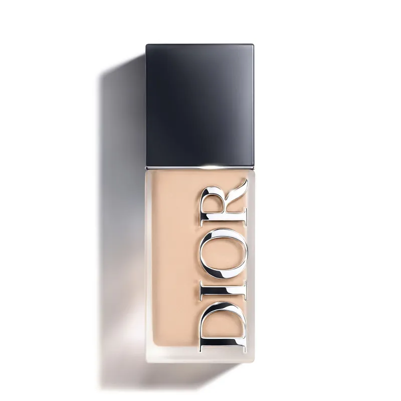 Poisto Dior Forever Skin Wear Foundation
