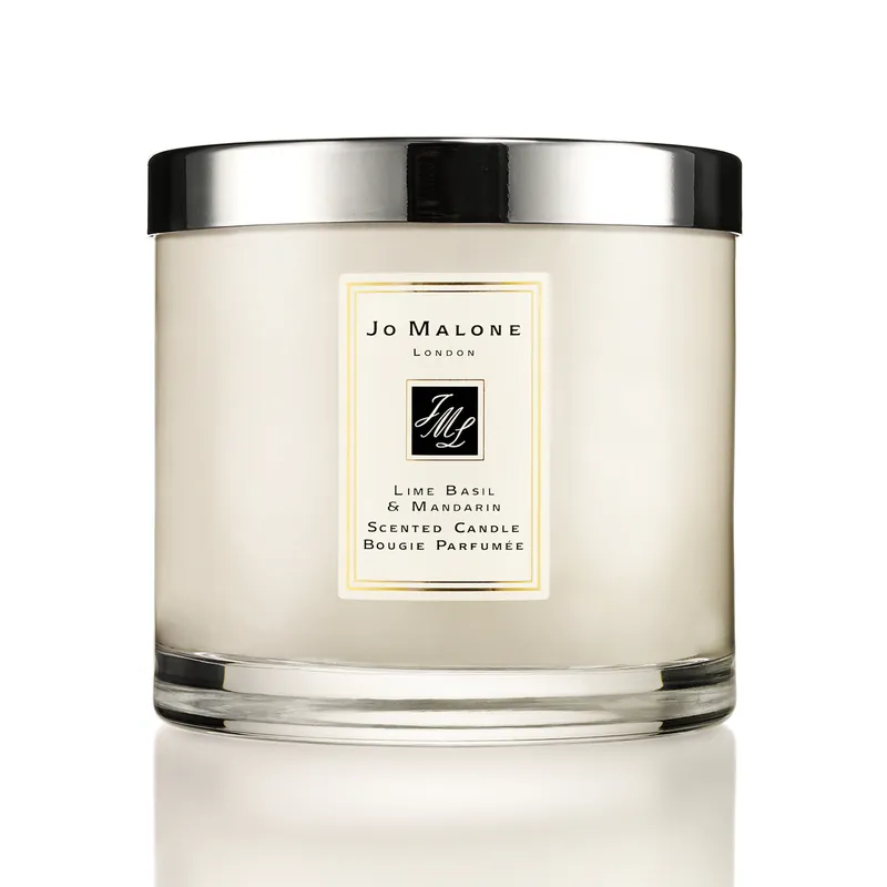 Eniten Myyty Lime Basil & Mandarin Scented Candle