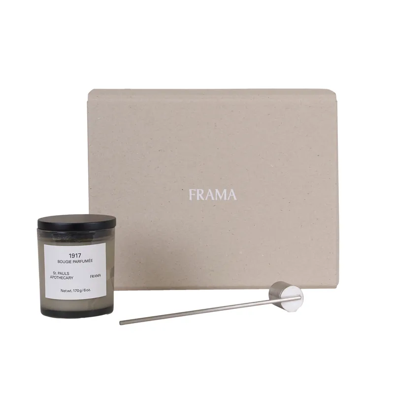1917 Scented Candle + Snuffer Suosittu
